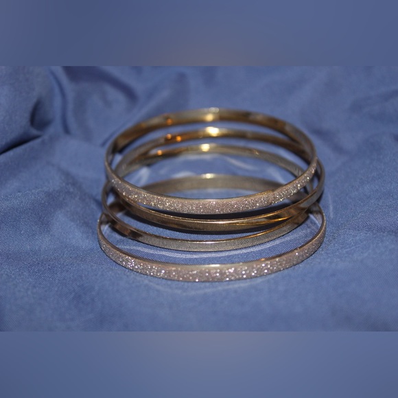 Gold bracelets bundle OS - Picture 3 of 8